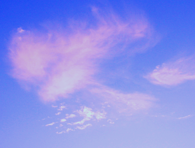 秋の空-2　ラーメンの縮れ麺に似た雲